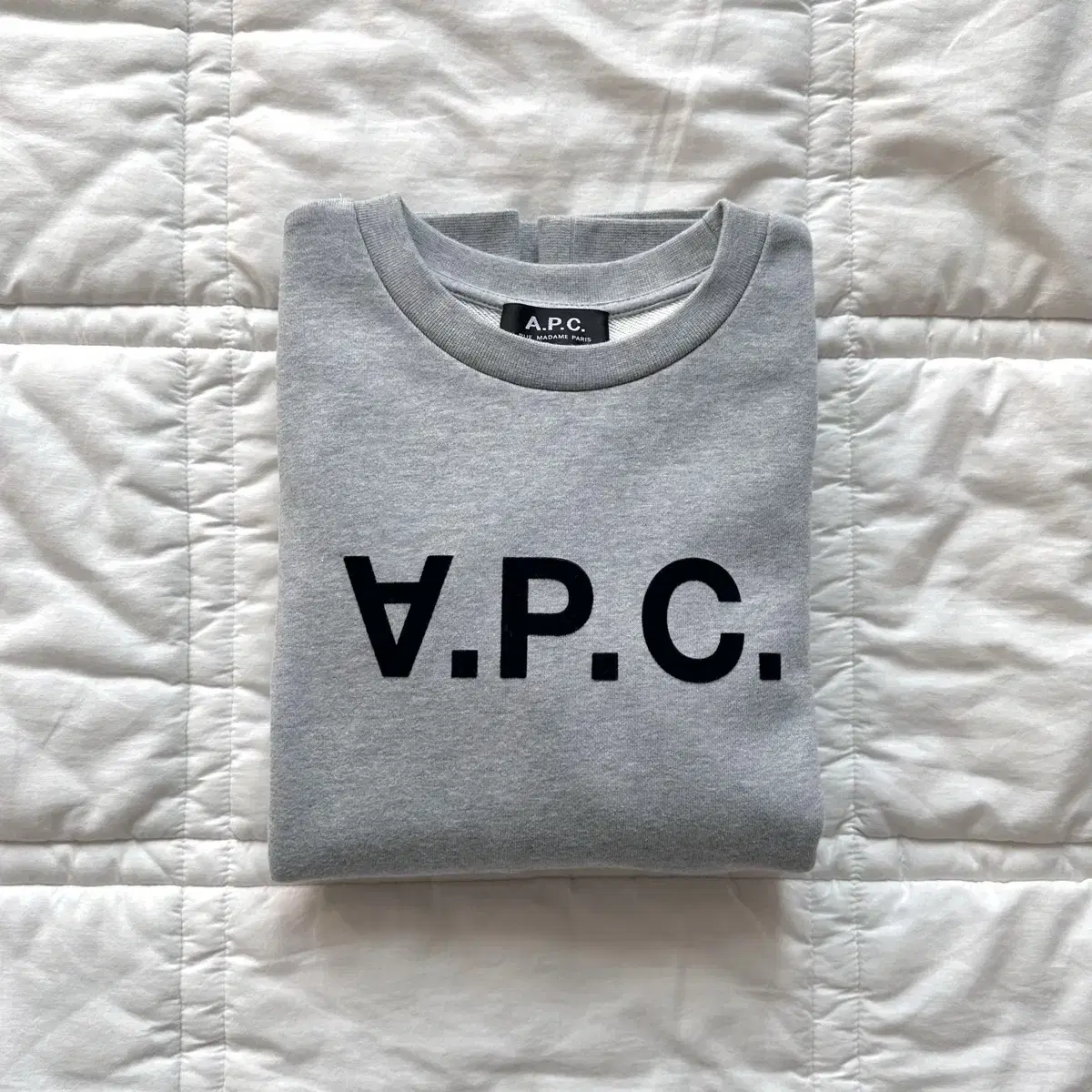 [새상품] APC 아페쎄 여성 VPC 비바 맨투맨 스웻셔츠 그레이 S